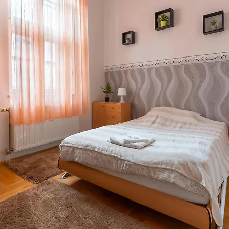 Habitación en casa particular Tomka
