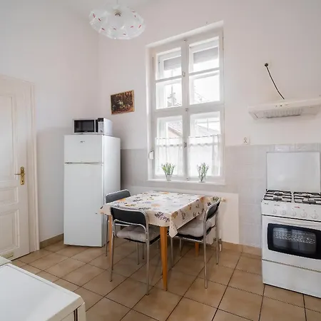 Tomka בית אירוח