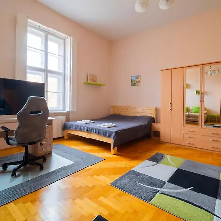 Tomka Homestay Szeged