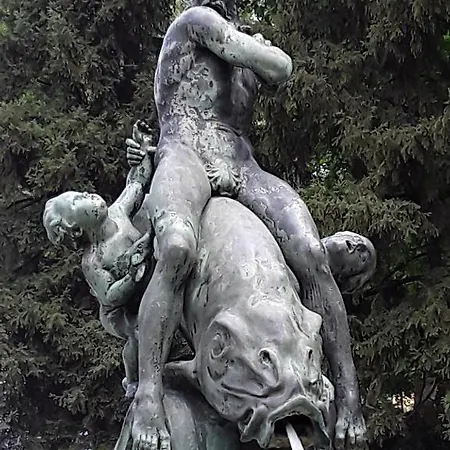 Tomka בית אירוח *